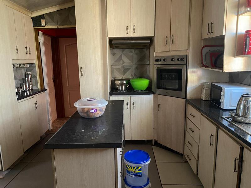 4 Bedroom Property for Sale in Mlungisi Eastern Cape